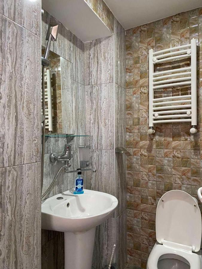 Guest House Kipiani Tbilisi Exterior photo