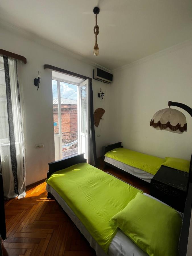Guest House Kipiani Tbilisi Exterior photo