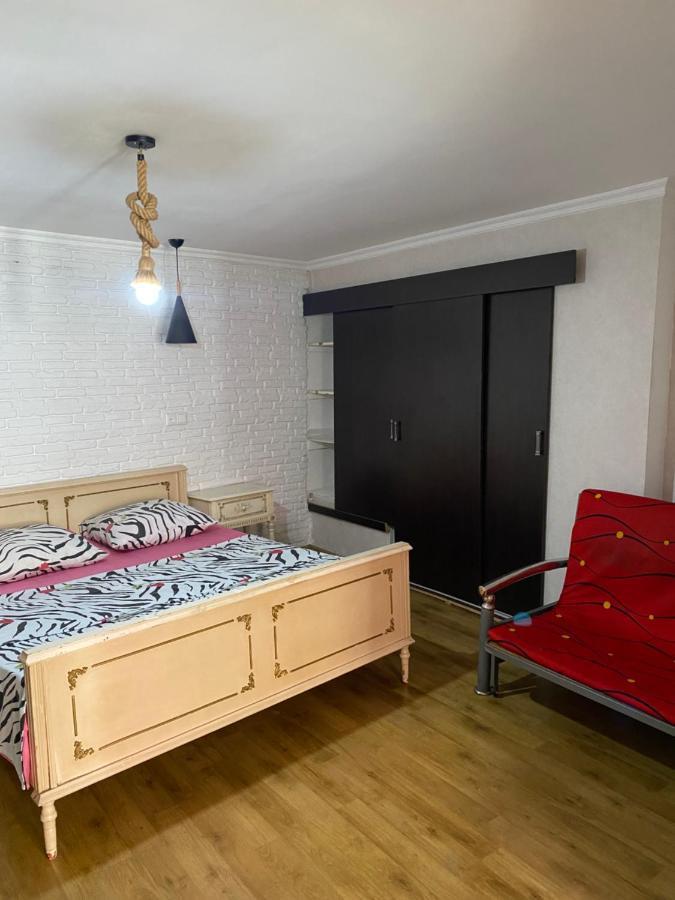Guest House Kipiani Tbilisi Exterior photo